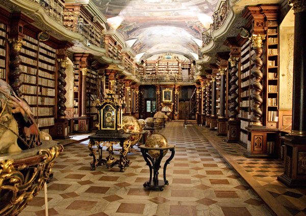 کتابخانه ملی کلمنتینوم (Clementinum national library)